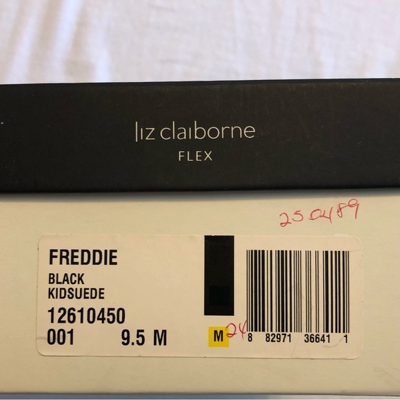 Black Suede Heels 9.5 Dress Shoe Peep Toe, Ankle Strap Womens Liz Claiborne - Picture 10 of 12